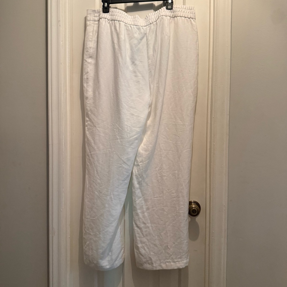 Chico’s Travelers Size 3 White Flowy Lined Pants Resort Vacation Style - Picture 5 of 5